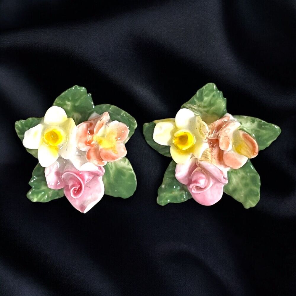 Vintage 1980s Clip On Earrings Ceramic Floral Gold Tone - 11S
